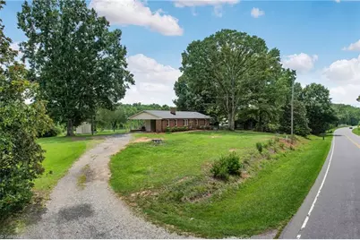 3270 Nc Highway 135, Stoneville, NC 27048 - Photo 6