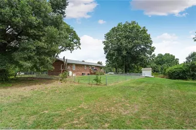 3270 Nc Highway 135, Stoneville, NC 27048 - Photo 8