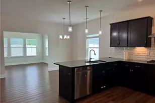 4006 Crimson Wood Ct, Greensboro, NC 27410 - Photo 6