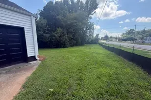 1048 E Clemmonsville Rd, Winston-Salem, NC 27127 - Photo 12