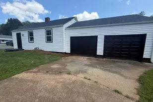 1048 E Clemmonsville Rd, Winston-Salem, NC 27127 - Photo 14