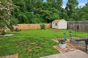 6306 Thornblade Ct, Greensboro, NC 27410 - Photo 32