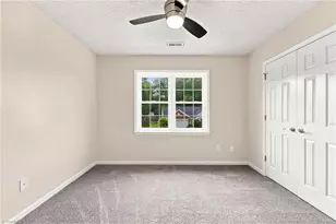 6306 Thornblade Ct, Greensboro, NC 27410 - Photo 24