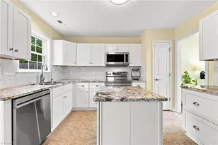 6306 Thornblade Ct, Greensboro, NC 27410 - Photo 14