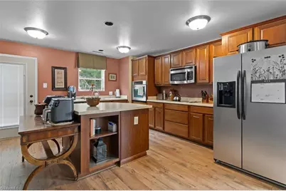 810 Bitting Hall Drive, Rural Hall, NC 27045 - Photo 10