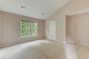 5811 Cold Harbor Dr, Greensboro, NC 27410 - Photo 28