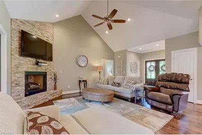 4990 Sartin Road, Burlington, NC 27217 - Photo 10