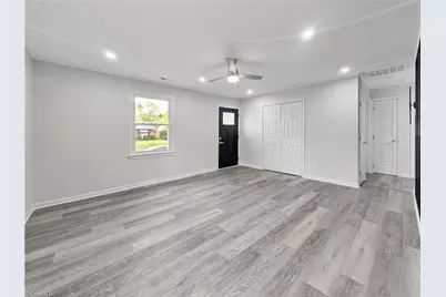 1614 Willow Road, Greensboro, NC 27401 - Photo 14