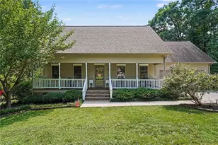 433 Northampton Dr, Asheboro, NC 27205 - Photo 2