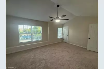 116 Goldfinch Avenue, Greensboro, NC 27409 - Photo 24