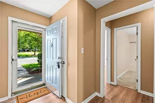 1216 Watermark Ct, High Point, NC 27265 - Photo 6
