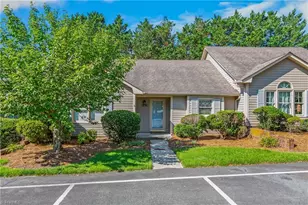 1216 Watermark Ct, High Point, NC 27265 - Photo 2