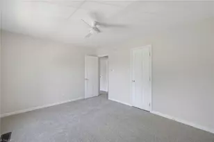 1 Fountain Manor Dr, Greensboro, NC 27405 - Photo 26