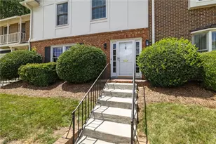 1 Fountain Manor Dr, Greensboro, NC 27405 - Photo 36