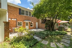 1 Fountain Manor Dr, Greensboro, NC 27405 - Photo 30