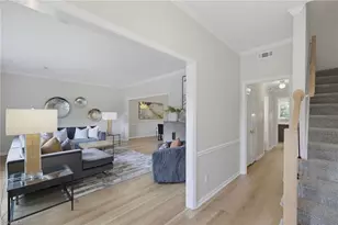 1 Fountain Manor Dr, Greensboro, NC 27405 - Photo 4