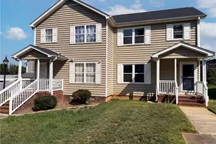 889 Salem Pointe Ln, Winston-Salem, NC 27101 - Photo 1