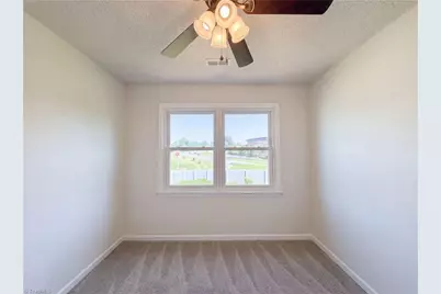889 Salem Pointe Lane, Winston-Salem, NC 27101 - Photo 4