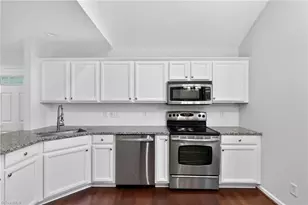 840 Jarman Dr, Jamestown, NC 27282 - Photo 4