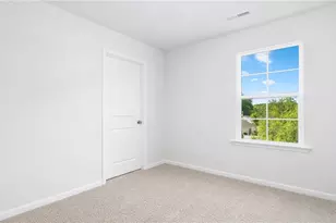 624 Beechwood Cir, Thomasville, NC 27360 - Photo 14