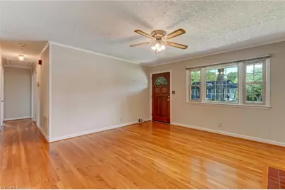 1106 Walnut Street, Reidsville, NC 27320 - Photo 16