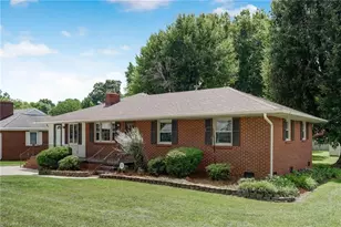 1106 Walnut St, Reidsville, NC 27320 - Photo 4