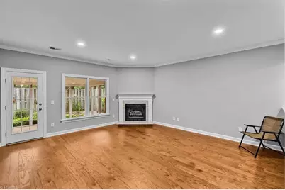 656 Sonoma Lane, High Point, NC 27265 - Photo 4
