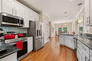 4008 Braddock Rd, High Point, NC 27265 - Photo 8