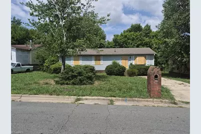 2024 Willow Road, Greensboro, NC 27406 - Photo 2