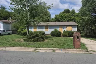 2024 Willow Rd, Greensboro, NC 27406 - Photo 2