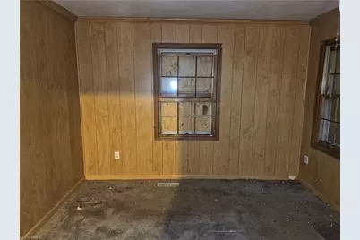 2024 Willow Road, Greensboro, NC 27406 - Photo 18
