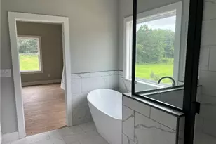 469 Lenalan Dr, Lexington, NC 27295 - Photo 10