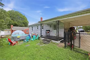 1208 Wallace St, Burlington, NC 27217 - Photo 24