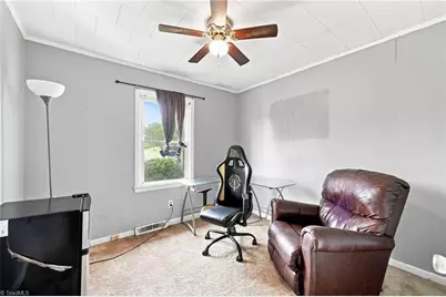 1208 Wallace Street, Burlington, NC 27217 - Photo 14