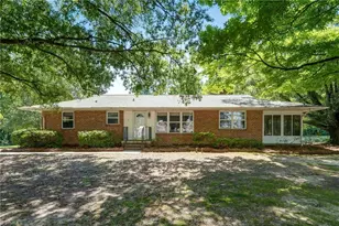 1108 N Main St, Kernersville, NC 27284 - Photo 4