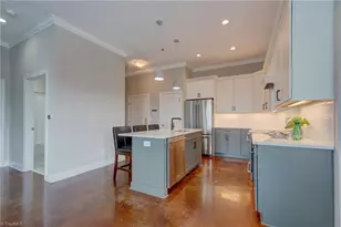113 N Church St, Greensboro, NC 27401 - Photo 8