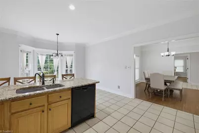 7802 High Meadows Road, Greensboro, NC 27455 - Photo 16