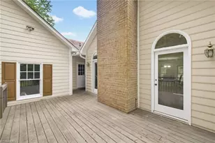 7802 High Meadows Rd, Greensboro, NC 27455 - Photo 32