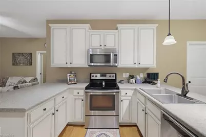 7802 High Meadows Road, Greensboro, NC 27455 - Photo 42
