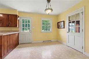 509 Oakwood Ln, Graham, NC 27253 - Photo 8