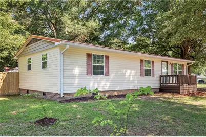 7036 N Nc Highway 109, Wallburg, NC 27107 - Photo 6