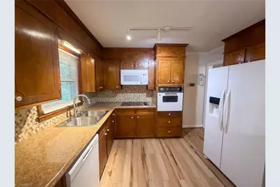 608 Morehead Street, Reidsville, NC 27320 - Photo 6