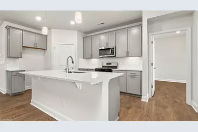 311 Sefton Drive, Jamestown, NC 27282 - Photo 8