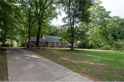 2312 Belmont Drive, Reidsville, NC 27320 - Photo 2