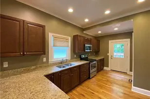 203 Shawnee St, Winston-Salem, NC 27127 - Photo 6