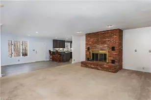682 Cecil St, Thomasville, NC 27360 - Photo 20