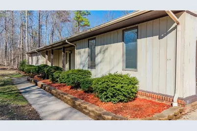 682 Cecil Street, Thomasville, NC 27360 - Photo 4