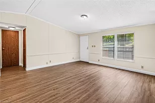 524 Silver Valley Rd, Lexington, NC 27292 - Photo 2