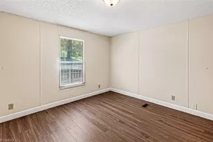 524 Silver Valley Rd, Lexington, NC 27292 - Photo 18