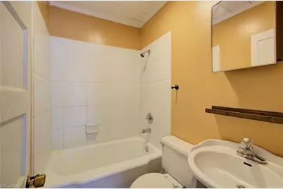 416 E Peachtree Drive, High Point, NC 27265 - Photo 10